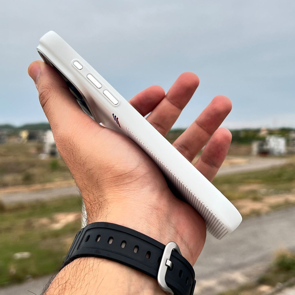 Dual-Texture Silicone Case - Premium Grip Design