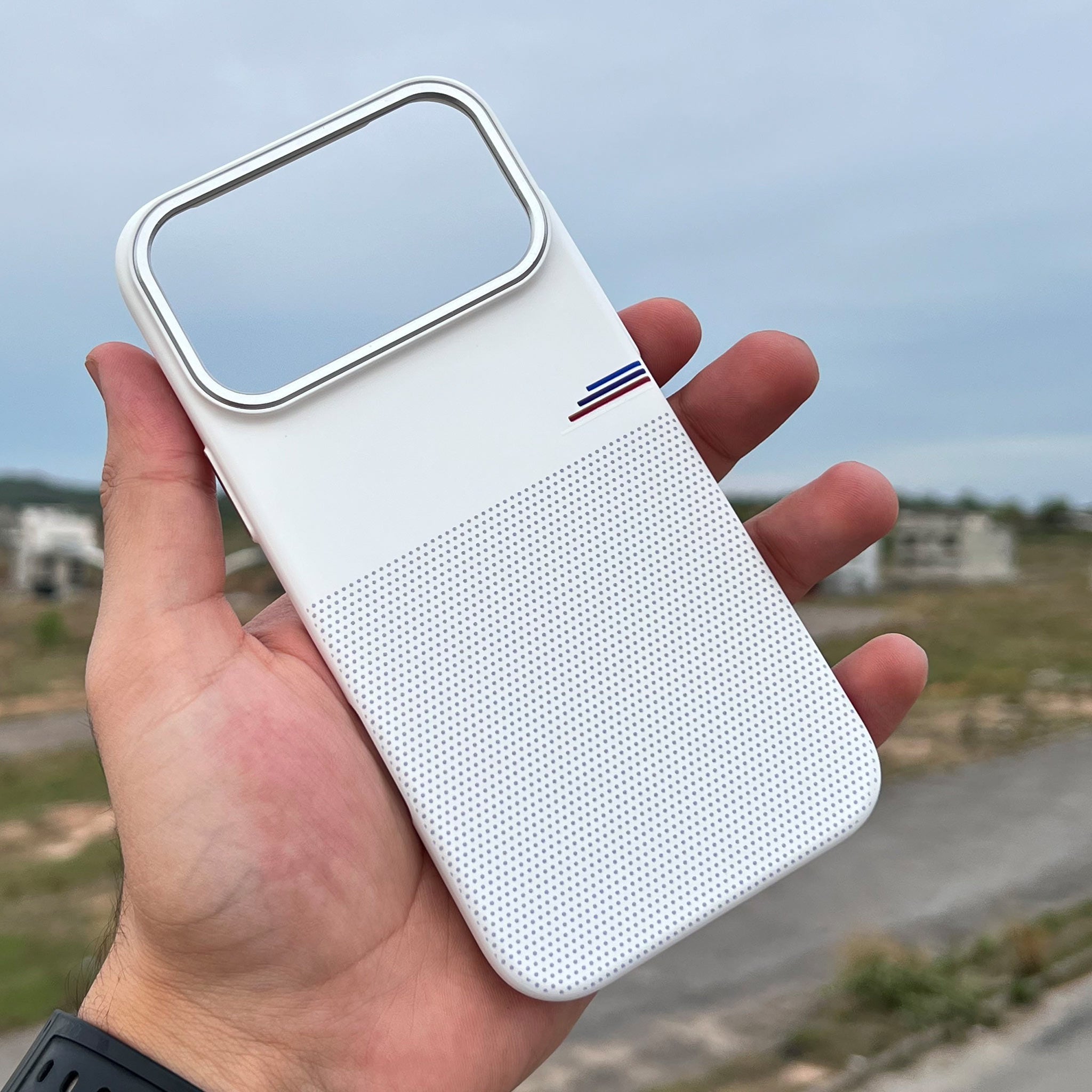 Dual-Texture Silicone Case - Premium Grip Design