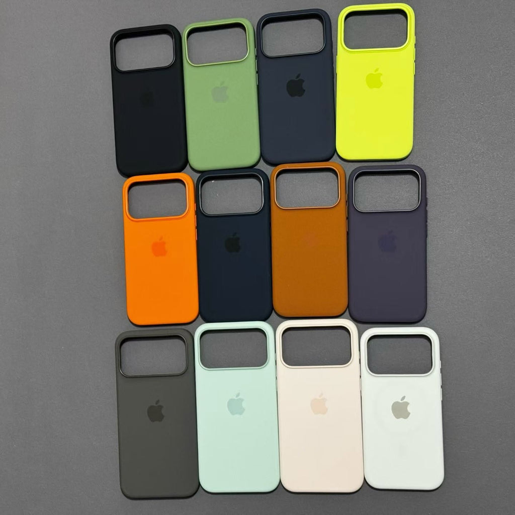 Colour range of packaged iPhone 17 Pro and Pro Max silicone cases