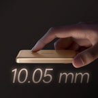 Mcdodo MC-4642 MagSafe magnetic wireless power bank — in-use lifestyle view Pakistan