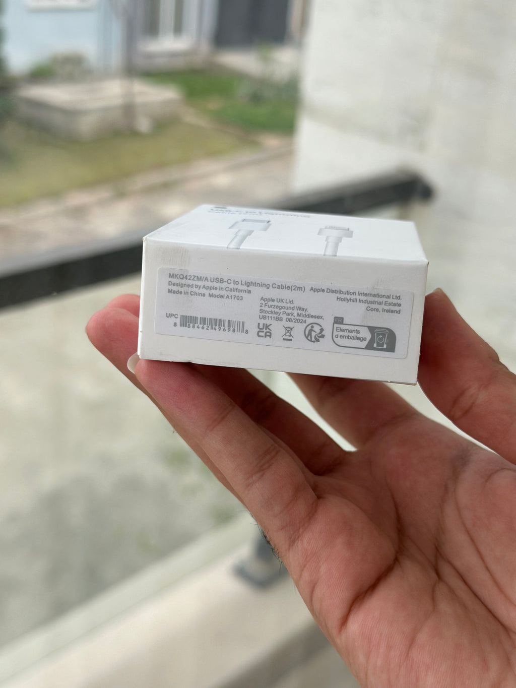 Apple USB-C to Lightning Cable 2m – 60W Fast Charging for iPhone 13 Pro Max & 14 Pro Max