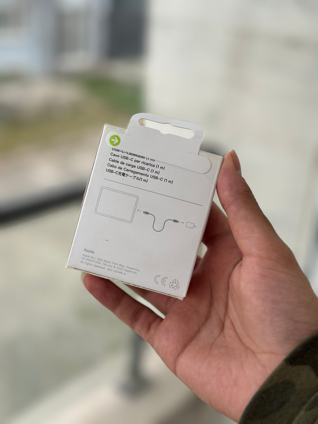 Apple USB-C to Lightning Cable 2m – 60W Fast Charging for iPhone 13 Pro Max & 14 Pro Max