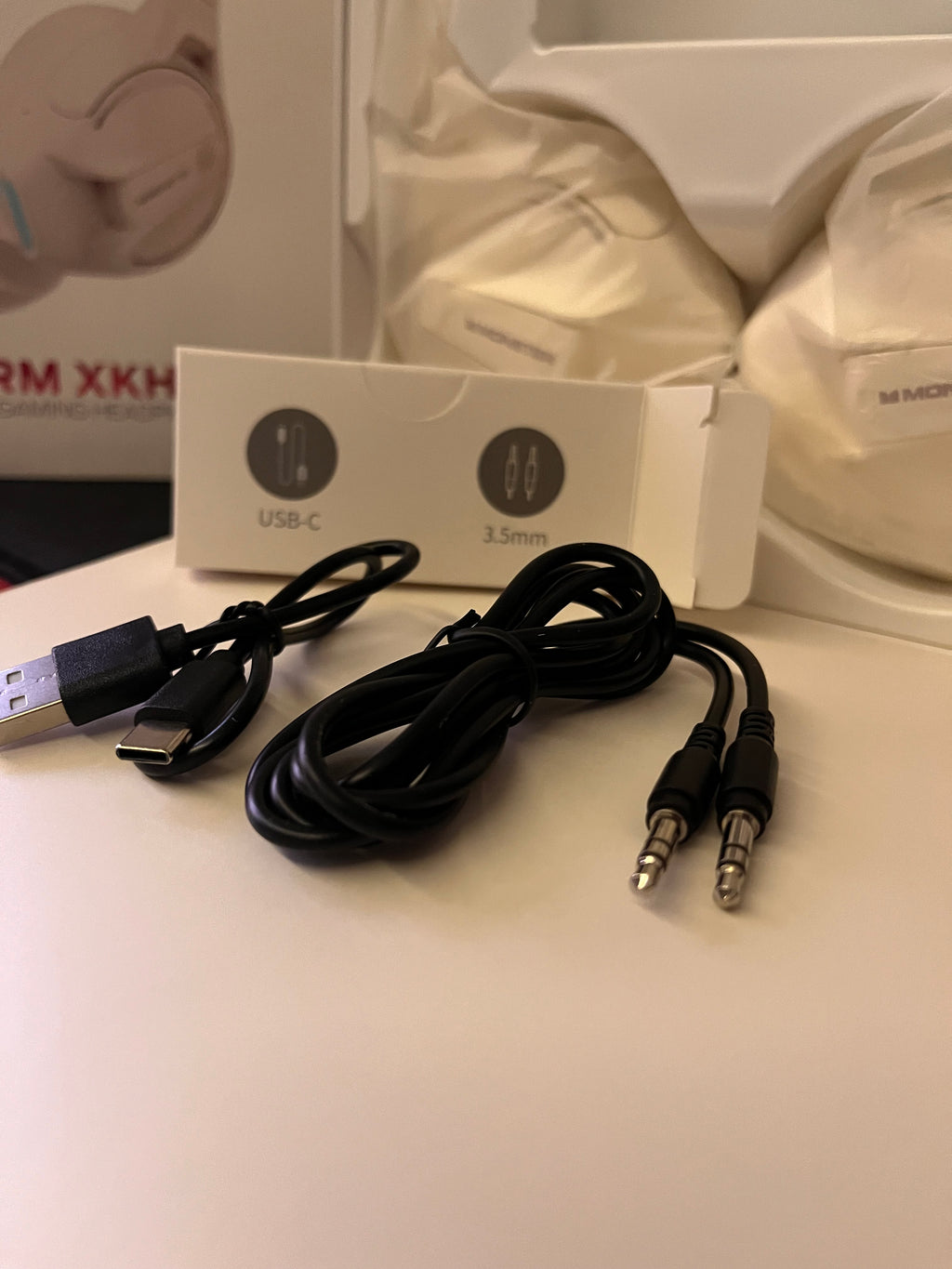 Monster Storm XKH03 Wireless Gaming Headphones – White