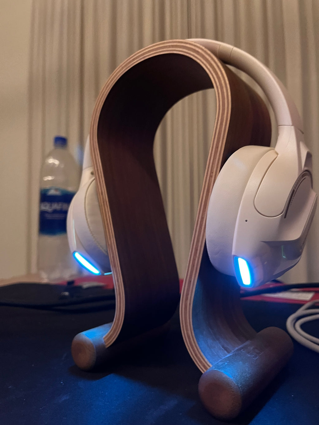 Monster Storm XKH03 Wireless Gaming Headphones – White