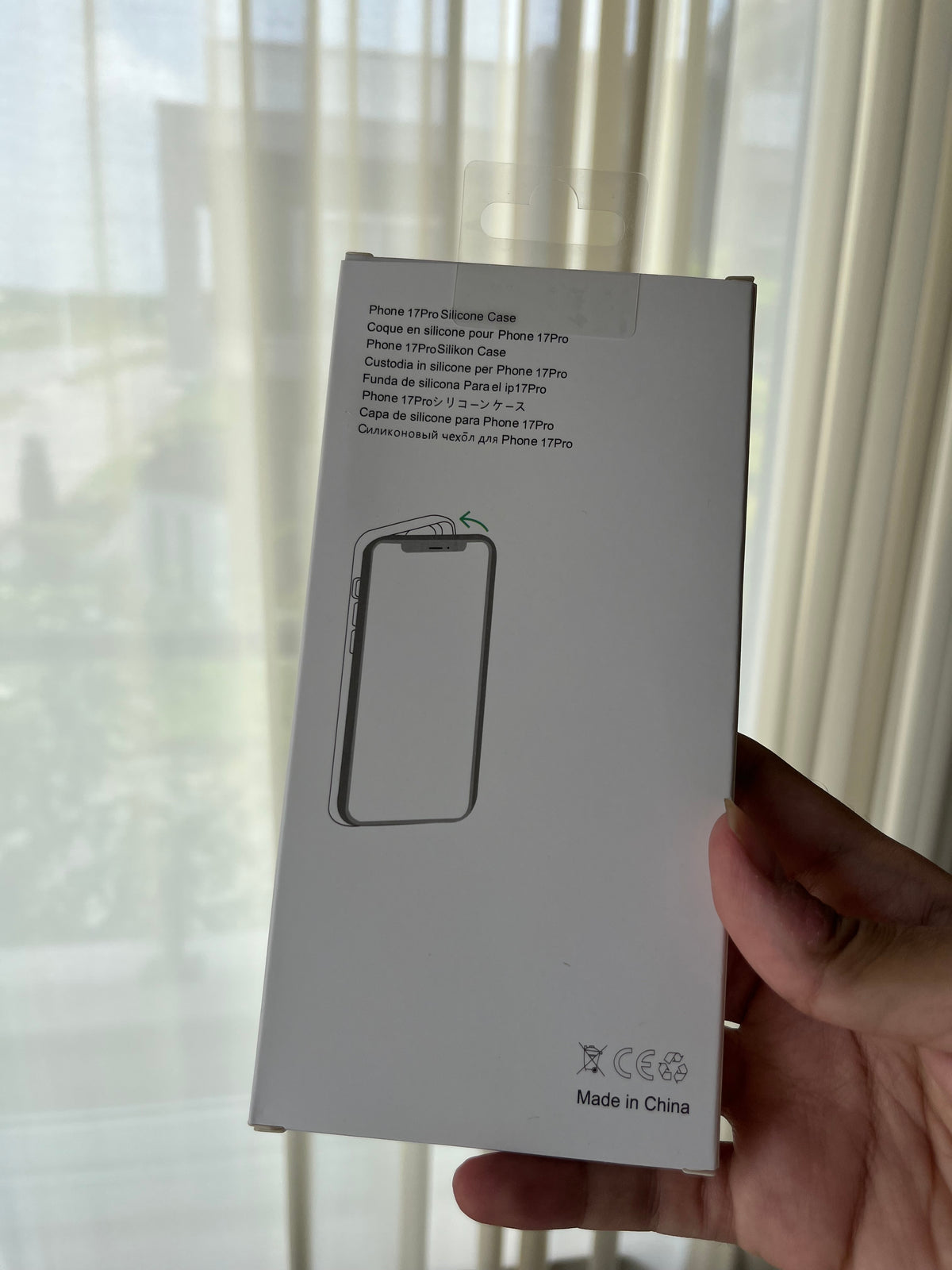 Magnetic Clear Case iPhone 16 Pro Max MagSafe Pakistan front