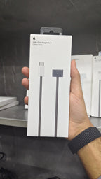 Apple USB-C to MagSafe 3 Cable 2m Midnight packaging