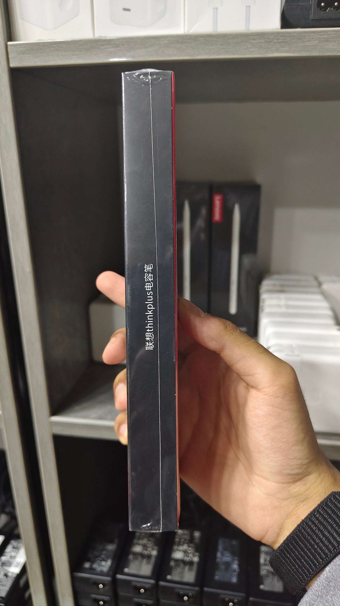 Lenovo ThinkPlus Active Pen BP16 side packaging