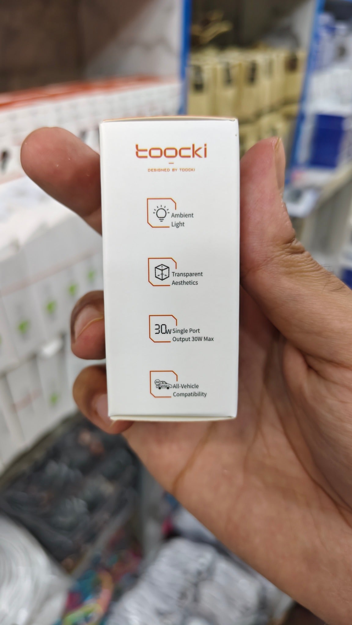 Toocki TQ-CC53 car charger ambient light and 30W USB-C output
