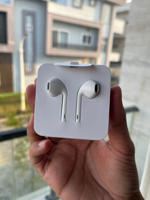 Apple EarPods (Type-C) Pakistan – Original Wired Earphones