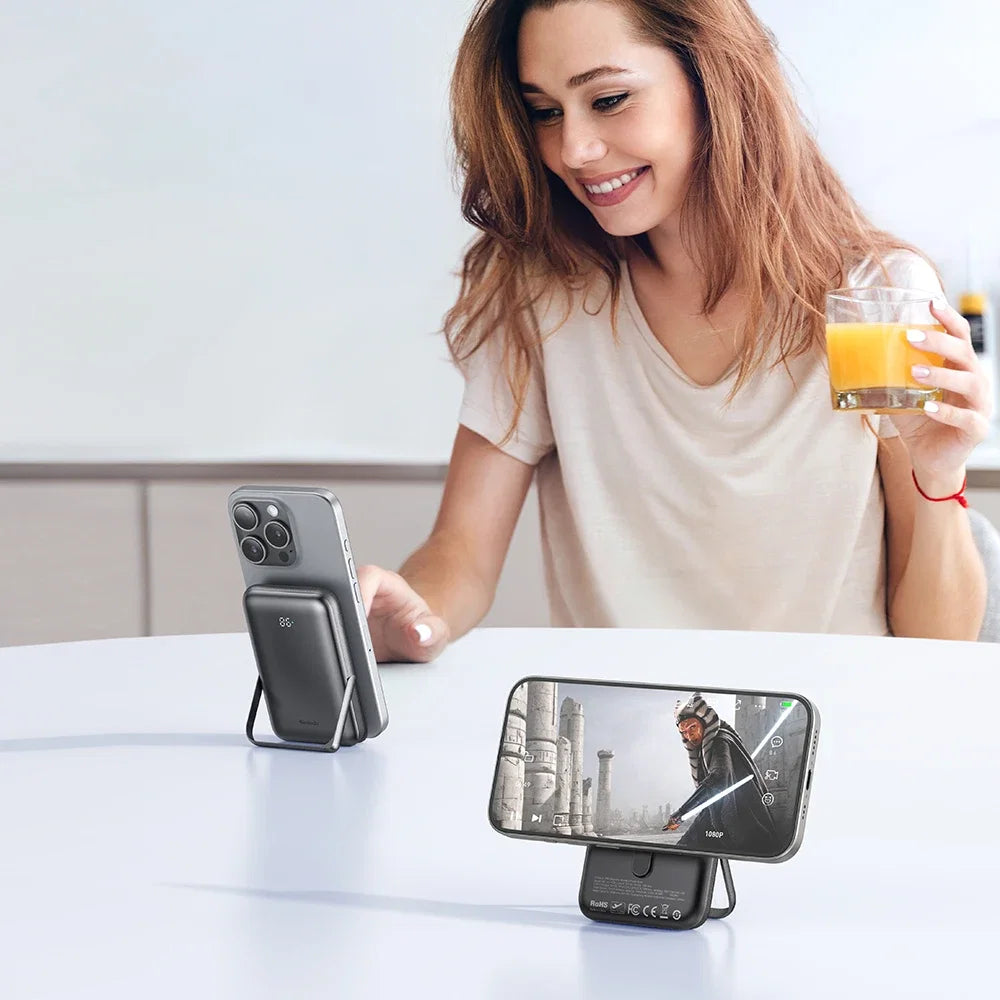 Mcdodo 2-in-1 10000mAh 20W+15W Wireless Power Bank with Foldable Stand - MC-1511 - image 3