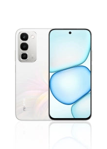 Realme C100 smartphone in Pakistan