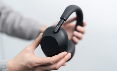 Sony WH-1000XM6 black wireless noise cancelling headphones close-up