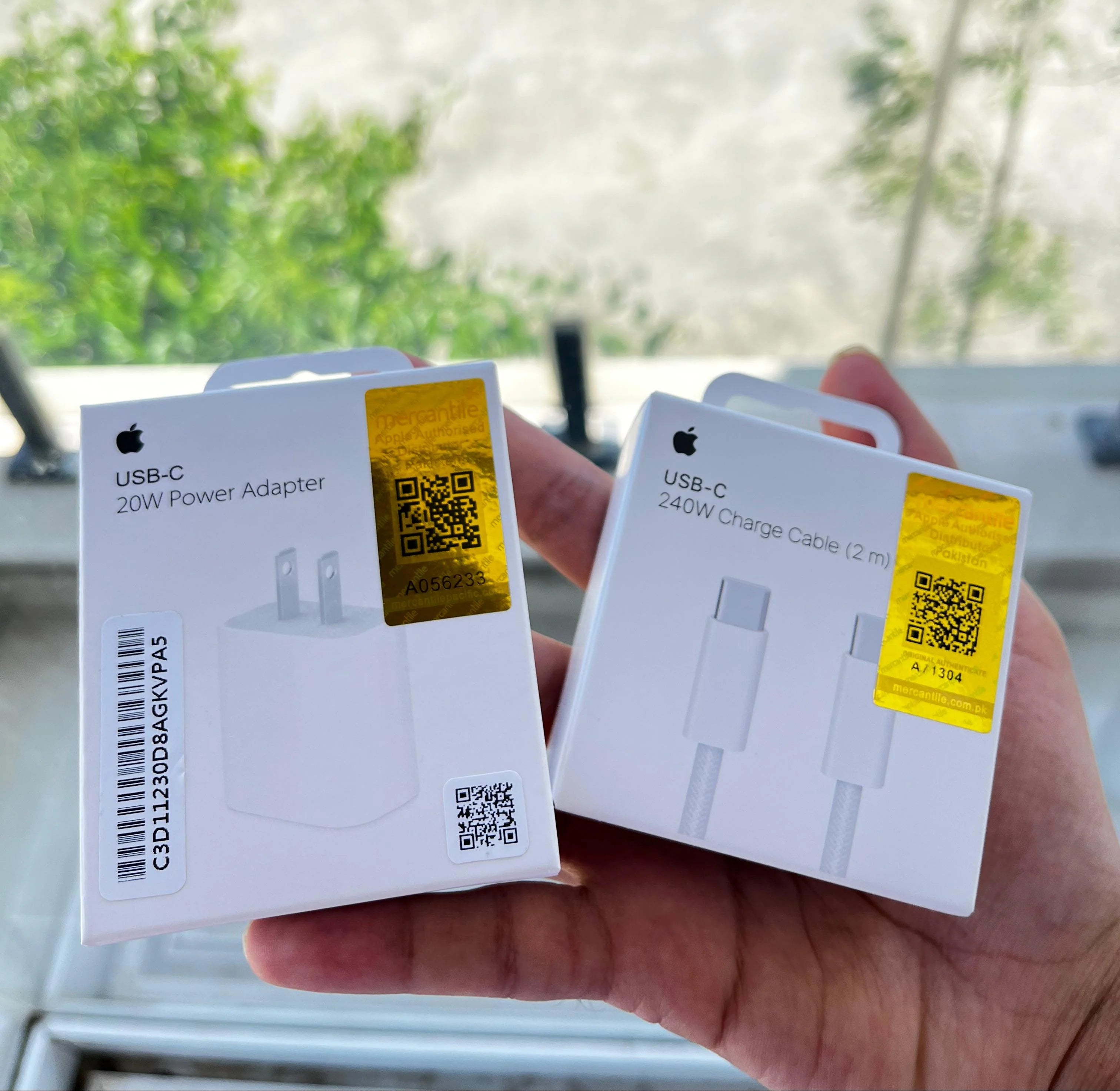 Apple 2-Pin 20W USB-C Power Adapter with FREE Cable