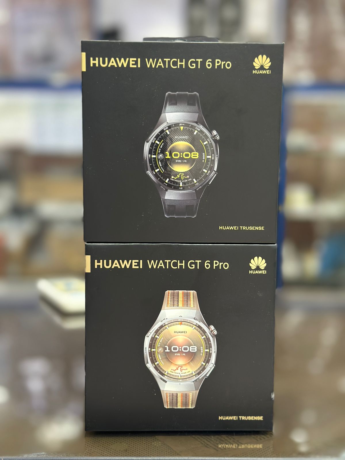 Huawei Watch GT 6 Pro smartwatch retail box