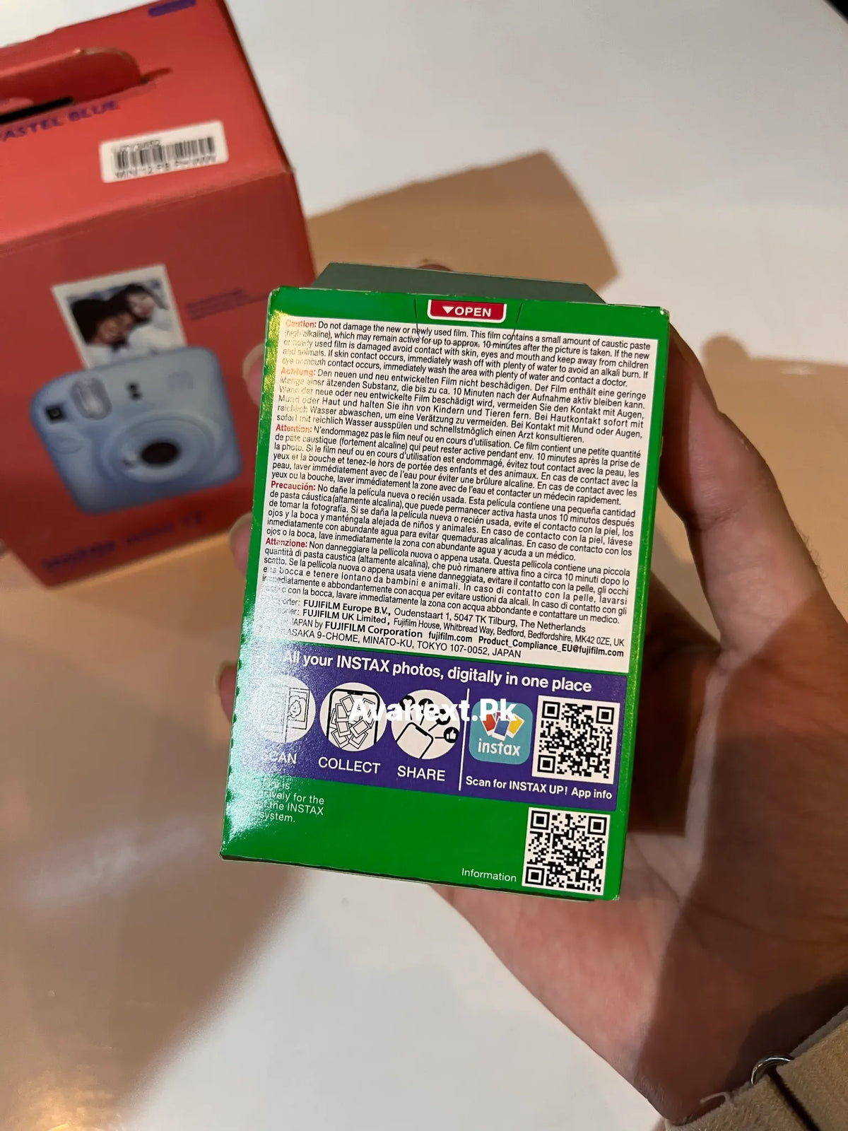 Fujifilm Instax Mini colour film twin pack 20 sheets back